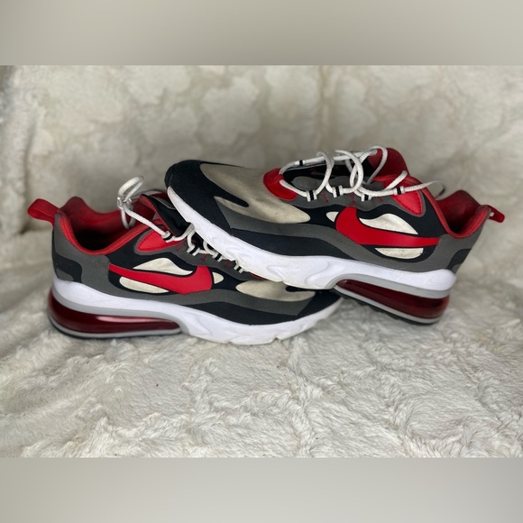 Nike Other - Nike Air Max 270 (GS)  Running Shoes size 9.5
